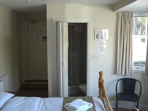 Babbling Brook 3* كيسويك