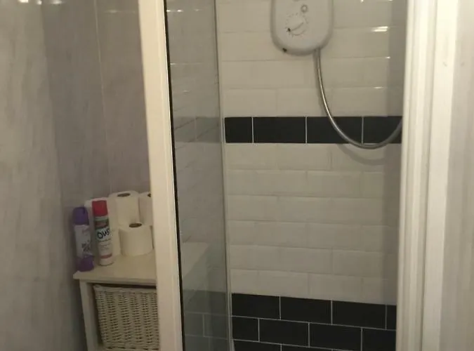 Babbling Brook 3* كيسويك